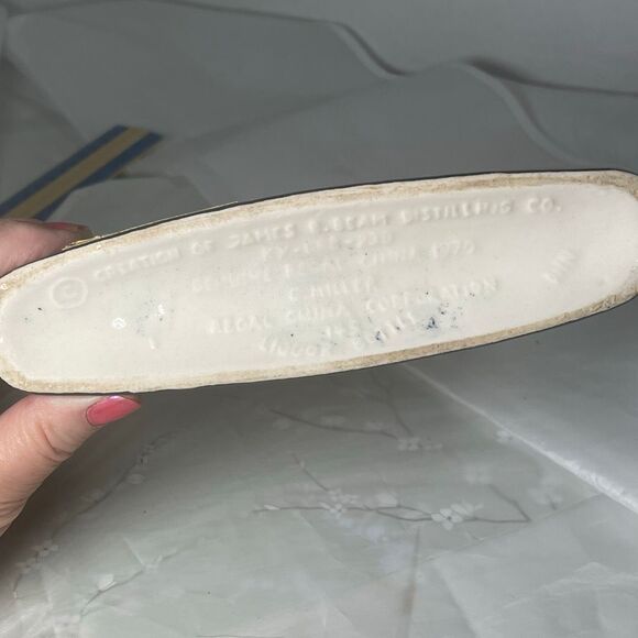 VTG 70’s Jim Beam Indianapolis Motor Speedway 54Th Indy 500 decanter. - Picture 4 of 9